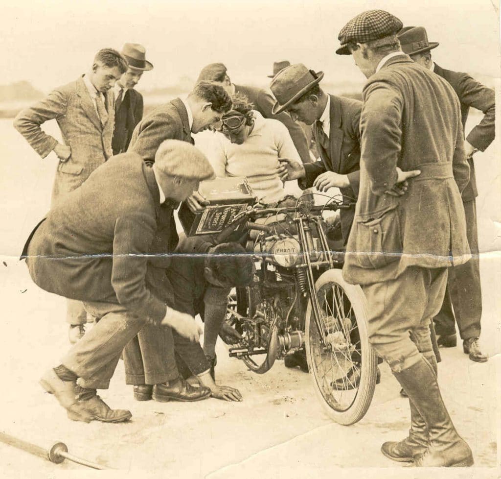 1922 Gwenda