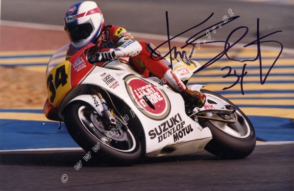 Daniela DAUDE artiste Mobilier avec pièces de moto Plein d'idées cadeaux pour fans de moto Programme du roulage sur piste avec votre moto Le Mans 09.05.2017 Kevin Schwantz Suzuki MotoGP