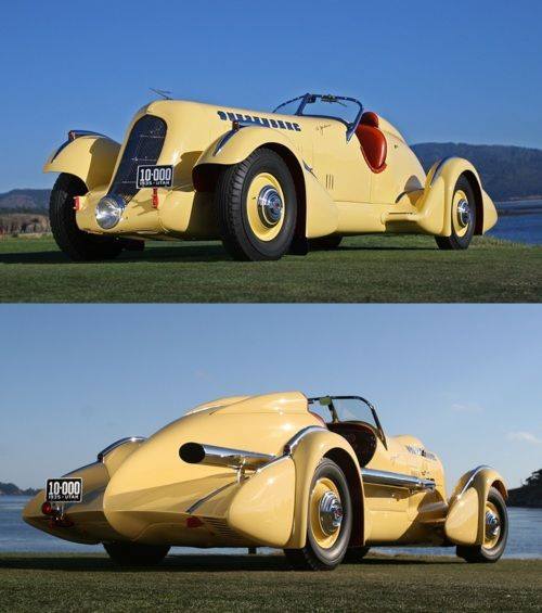 Duesenberg Meteor 1935 Daniela DAUDE artiste autour de l'univers de l'auto Bourse CHEVRIERES 4e dimanche septembre Dans le parc du Château dans les rues.Expositions de voitures...