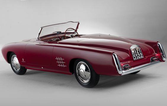 Lancia Aurelia PF-200 Convertible 1952 RALLYE RÉTRO SOLOGNOT - MILLANCAY 41 le 3e dimanche de septembre. Agenda de l'Atelier du Loft retrouvez les événements auto moto pour vos weekends