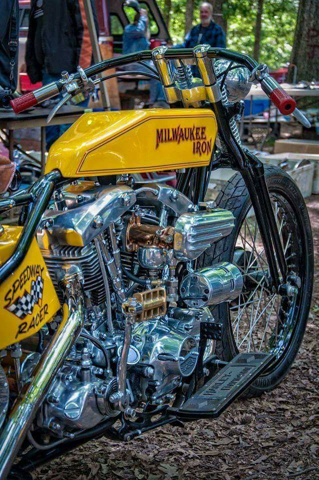 Milwaukee Iron Puces Moto VAL-DE-RUEIL