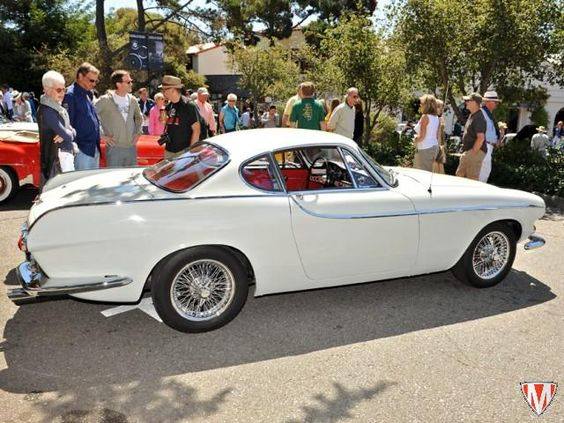 Volvo P 1800 S (S) (1968-1969) Daniela DAUDE artiste autour de l'univers de l'auto SALON Auto CAMBRAI 4e weekend septembre + de 70 autos d'exception Bourse, miniatures Défilé d'élégan