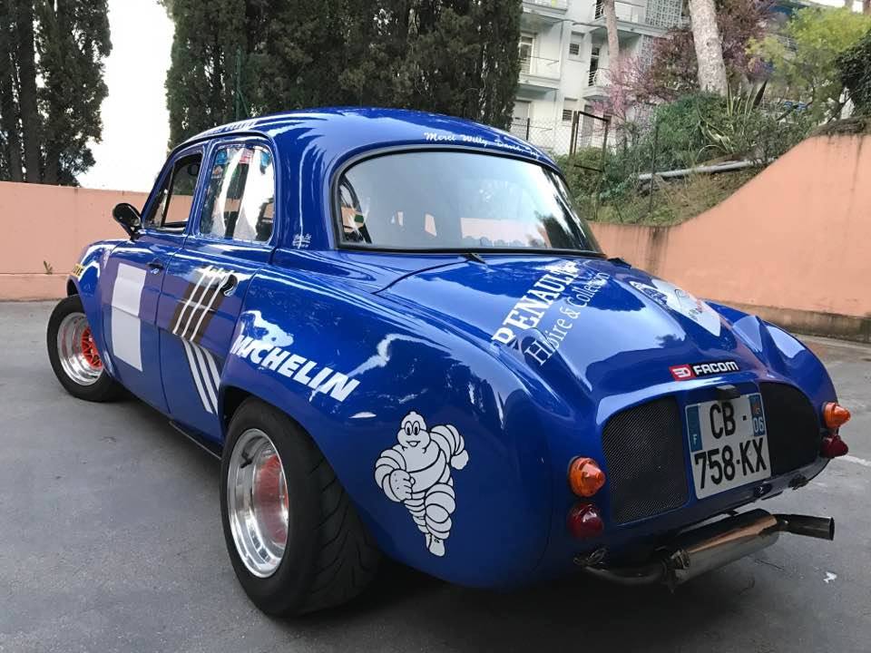 Dauphine Gordini Mensuel auto MONTARGIS 3e dimanche nombre d'amateurs de belles voitures se retrouvent Agenda événements auto moto de Daniela DAUDE artiste Art automobile