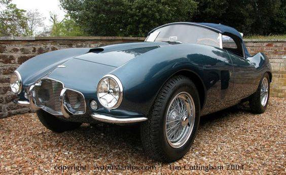 Bertone Aston Martin DB 2 4 Spyder 1654 Team Rallye Stade Laurentin organise le Rallye Alpes d'Azur ST LAURENT DU VAR 3e weekend octobre |Agenda événements auto moto Daniela DAUDE artiste ART auto