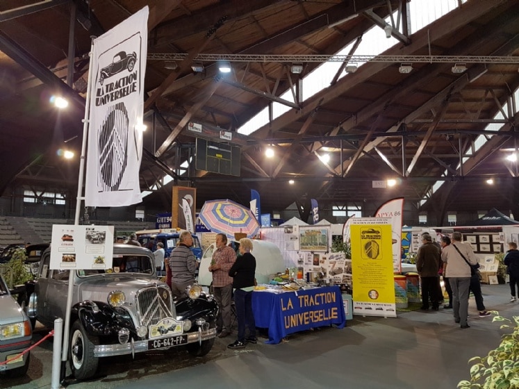 Salon auto moto vélo POITIERS 4e weekend octobre 16.000 M2 entrée gratuite |Agenda événements auto moto de Daniela DAUDE artiste ART automobile