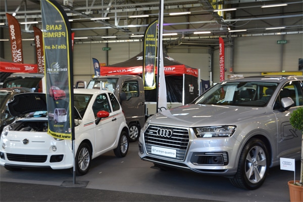 Salon auto moto vélo POITIERS 4e weekend octobre 16.000 M2 entrée gratuite |Agenda événements auto moto de Daniela DAUDE artiste ART automobile