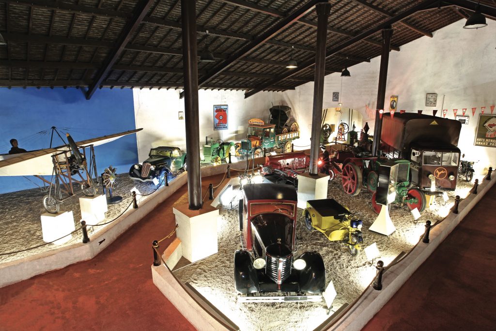 Musée Maurice Dufresne organisateur du Rétro Fête AZAY-LE-RIDEAU