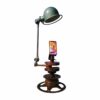 Déco garage maison Atelier du Loft Mobilier Luminaire avec pièces auto moto